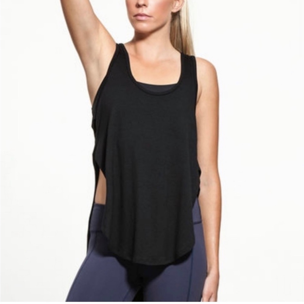 Beyond Yoga Open sides tank